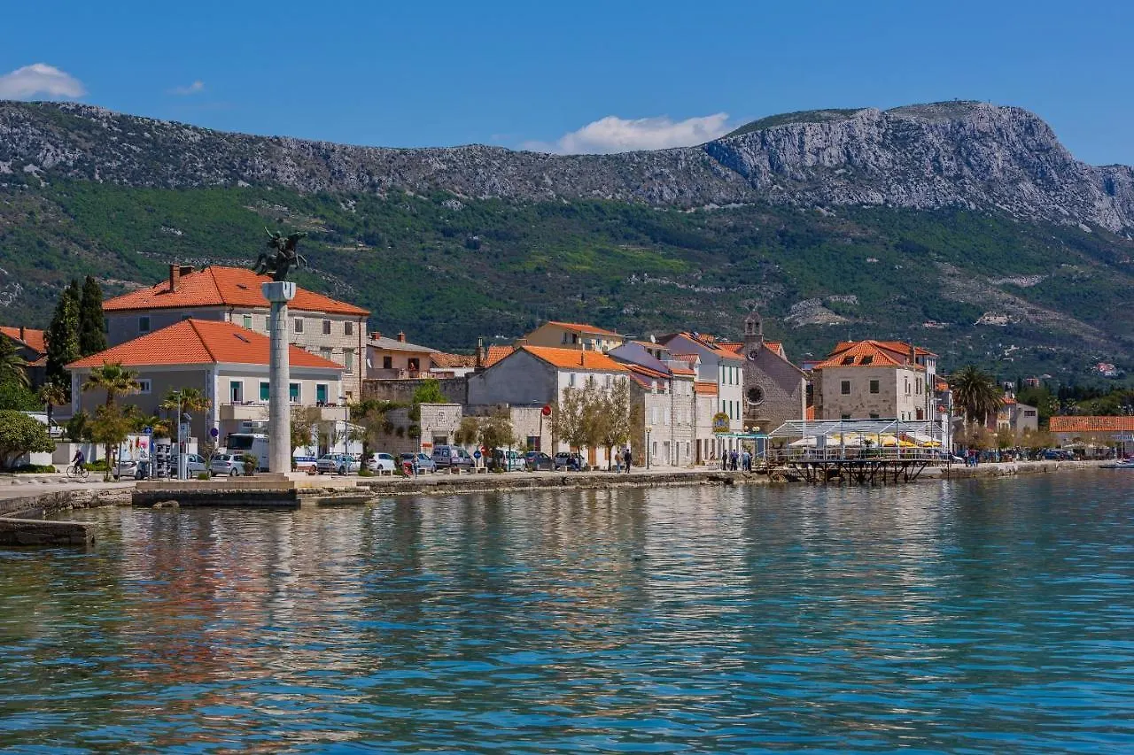 IV Felicita Hotel Kastela 0*,  Croatia