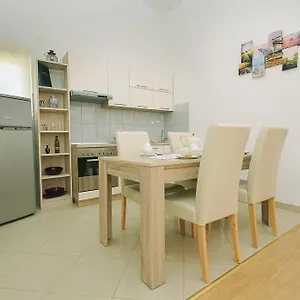 Apartments&room Babic Guest house